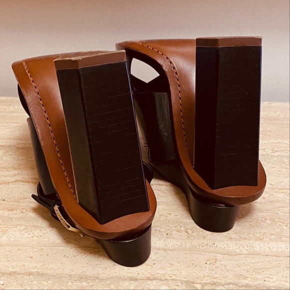 Tory Burch Slingback Heel - Picture 7 of 10